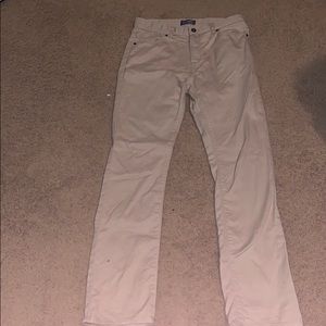 Men’s khaki jeans